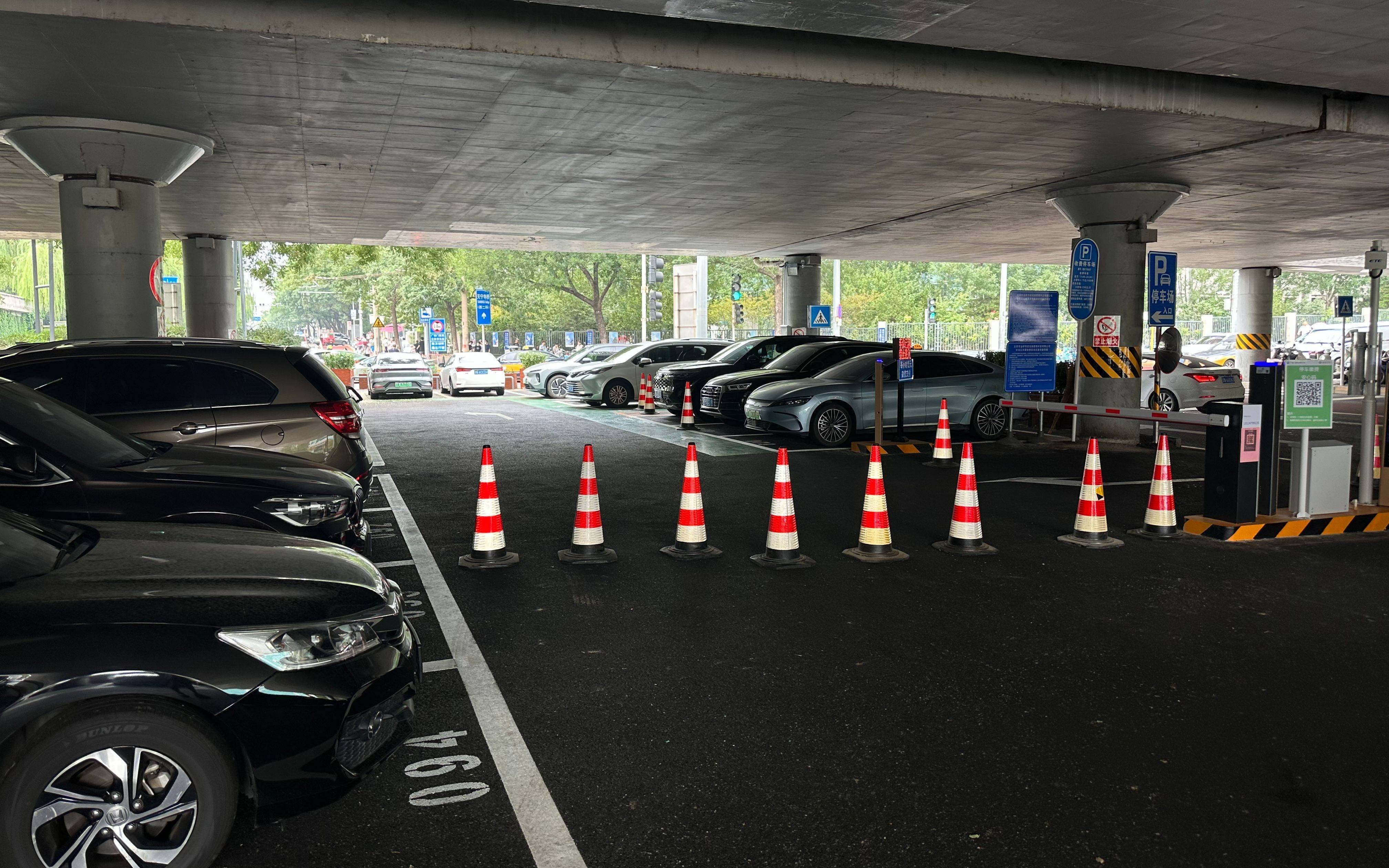 保障桥下空间整治效果，北京对使用行为划“红线”