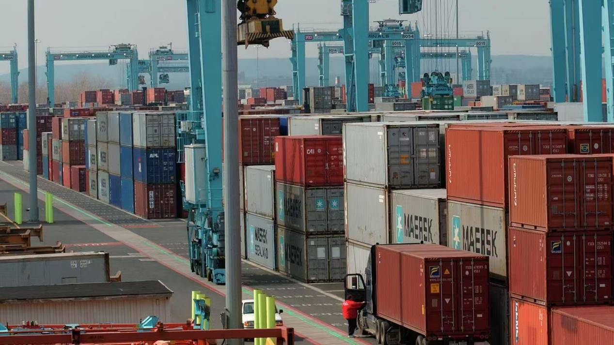 决不妥协！29国对华制裁落地，不到24小时，商务部连发多则公告，美国罕见逃过一劫？