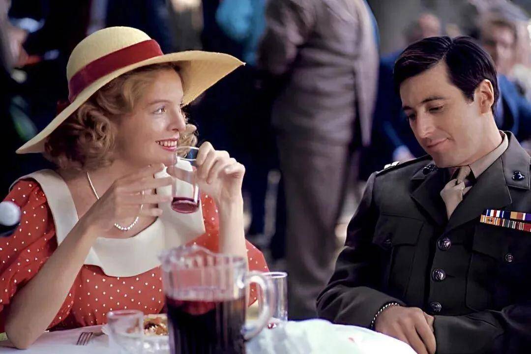 79岁奥斯卡影后离世，她是男神收割机，松弛中性风穿搭鼻祖