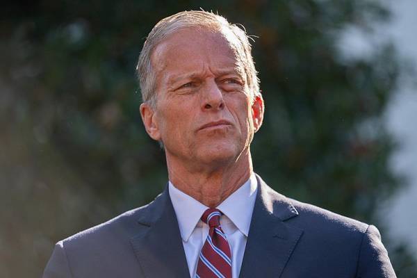 参议院达成协议延长政府拨款，特朗普：政府“停摆”似乎结束