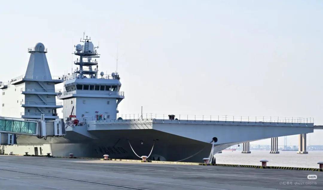 官泄！国产某无人机航母已悄悄服役！中国航母数量已不可查？